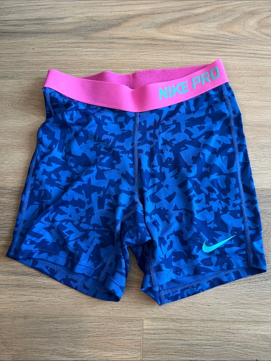 Nike Other - Nike Blue Camo Compression Shorts with Pink Waistband Girls XL